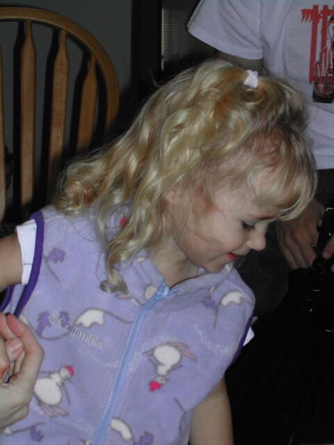 Someone quit taking pictures of Megan please.