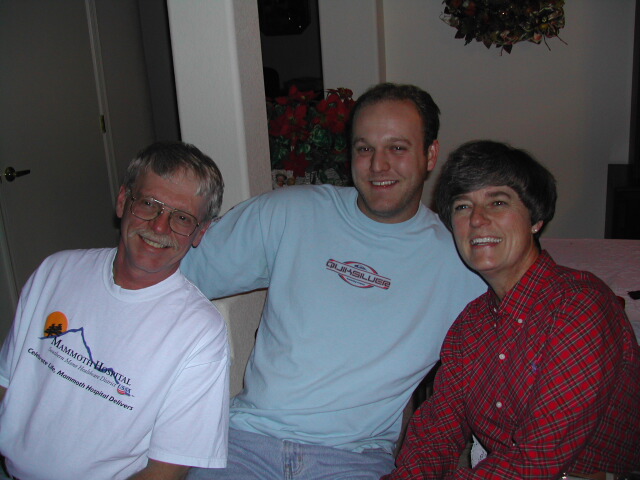 aww... what a cute family.